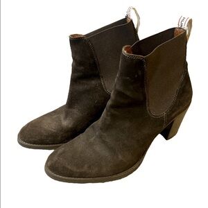 Hunter Suede chocolate heeled Chelsea booties